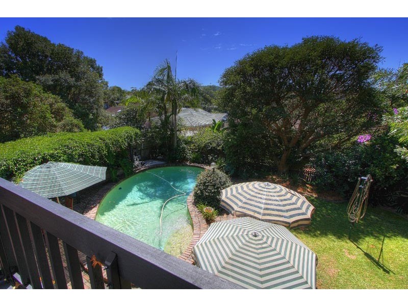 45 Grove Rd, Wamberal NSW 2260