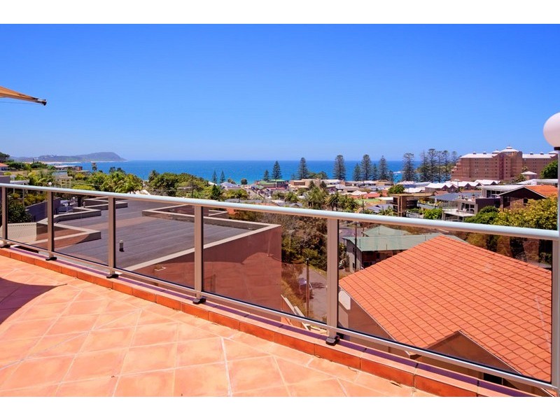 6/30 Campbell Cres, Terrigal NSW 2260