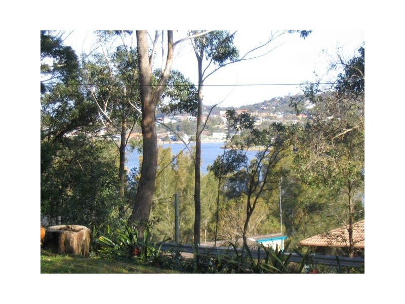 1/50 DOVER ROAD, Wamberal NSW 2260