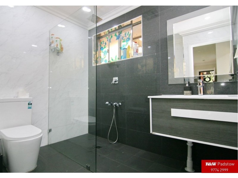 61 Bullecourt Avenue, Milperra NSW 2214