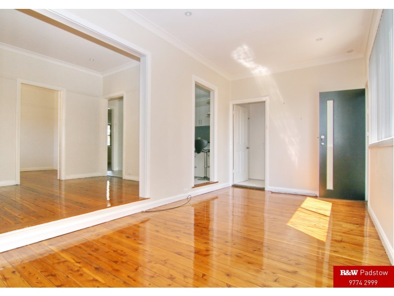 9 Doyle Road, Revesby NSW 2212