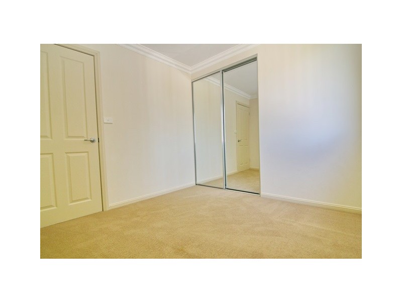 18a Raine Rd, Padstow NSW 2211