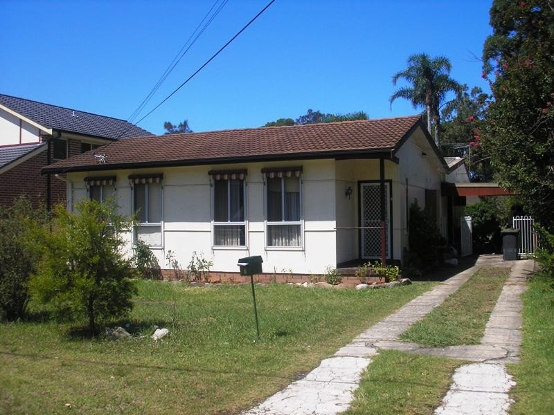 5 Vega St, Revesby NSW 2212