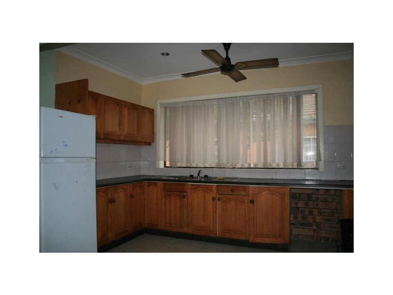 81 Sherwood St, Revesby NSW 2212