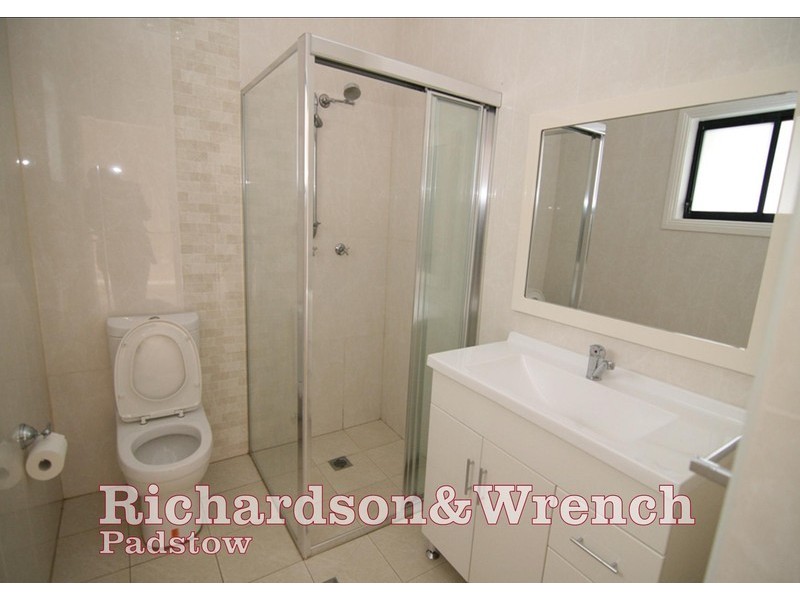 25 Wyatt Ave, Padstow NSW 2211