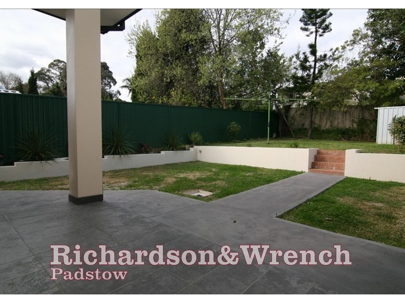 25 Wyatt Ave, Padstow NSW 2211