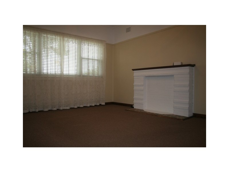 11 Malvern St, Panania NSW 2213