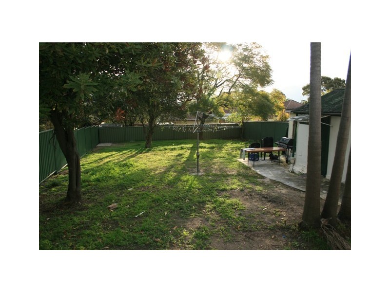 62 Chamberlain Rd, Padstow NSW 2211