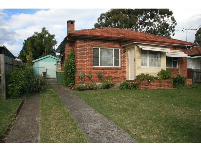 79 Lambeth St, Panania NSW 2213