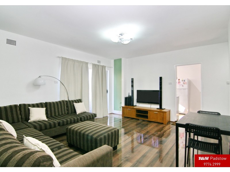 2/274-276 King Georges Road, Roselands NSW 2196