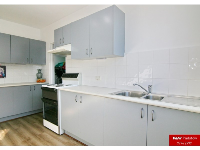 2/274-276 King Georges Road, Roselands NSW 2196