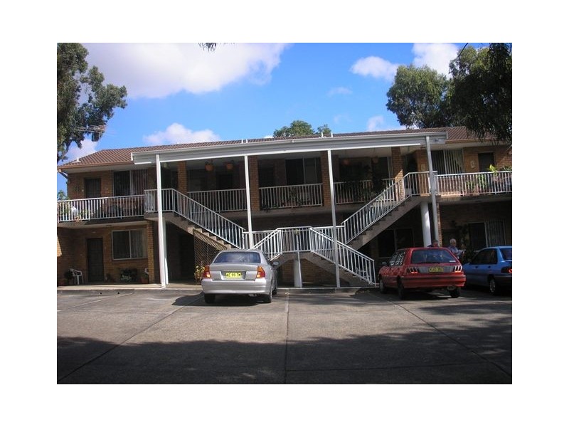 1/4 Wilkins Street, Yagoona NSW 2199