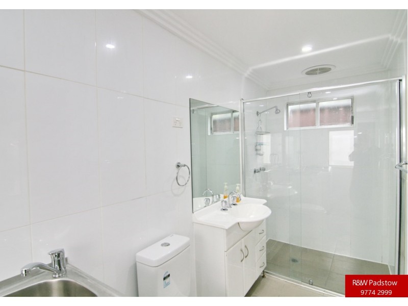 17A Dredge Avenue, Moorebank NSW 2170