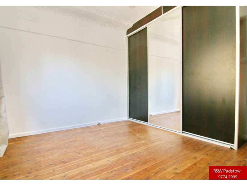16 Centaur Street, Revesby NSW 2212