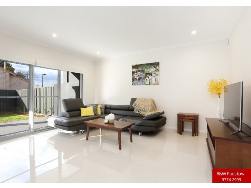 34 Mae Crescent, Panania NSW 2213