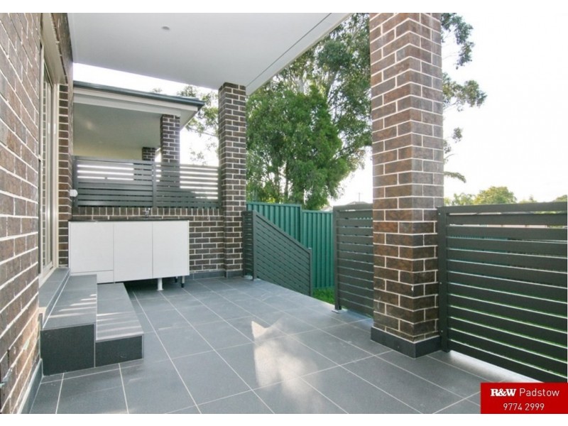 8A Prosser Avenue, Padstow NSW 2211