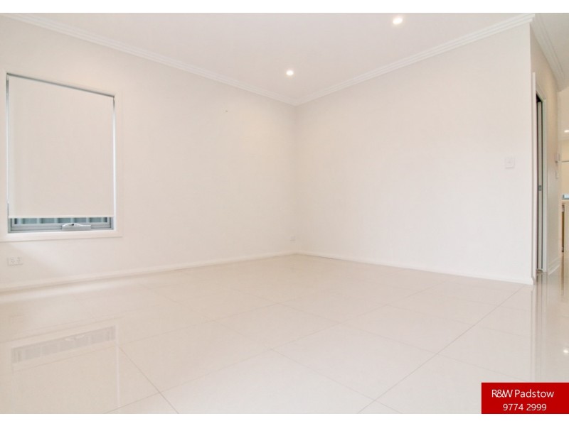 34 Mae Crescent, Panania NSW 2213