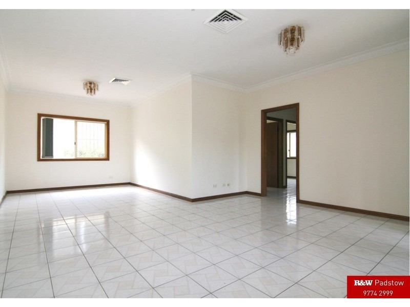3 Carrington Street, Revesby NSW 2212