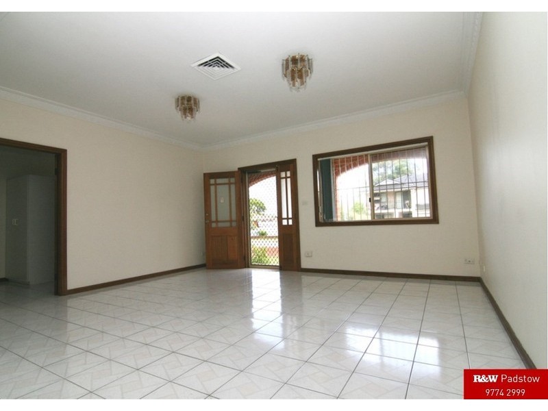 3 Carrington Street, Revesby NSW 2212