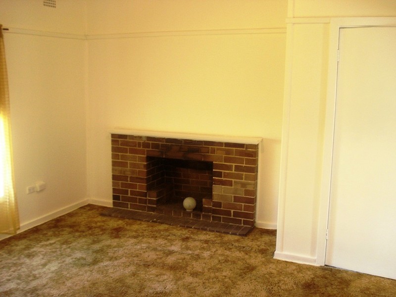 10 Beaconsfield Street, Revesby NSW 2212