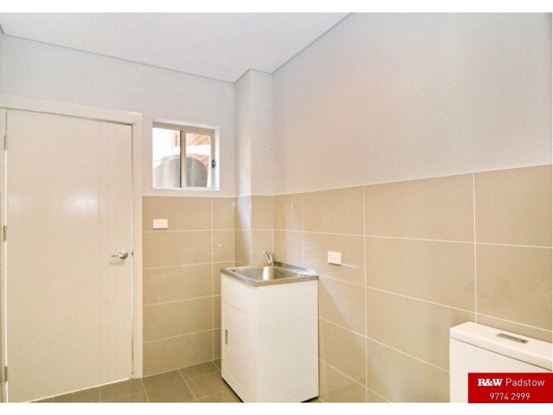 1A Tallawarra Avenue, Padstow NSW 2211