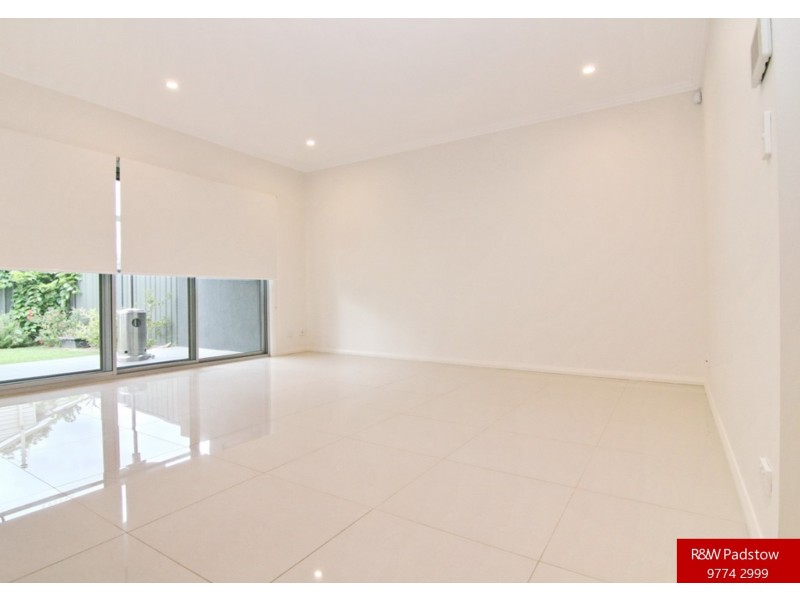 34 Mae Crescent, Panania NSW 2213