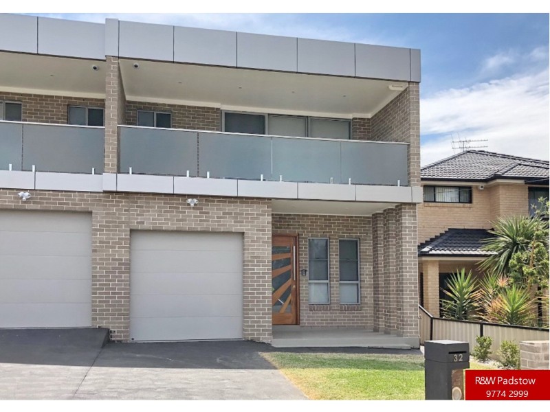 32 Wollongbar Avenue, Panania NSW 2213