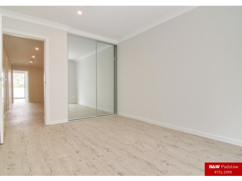 32 Wollongbar Avenue, Panania NSW 2213