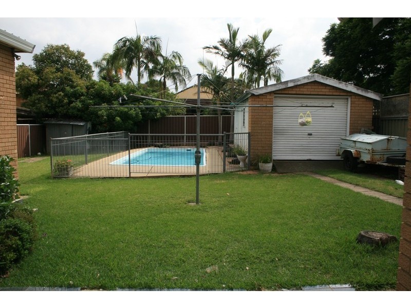 158 Bransgrove Rd, Panania NSW 2213