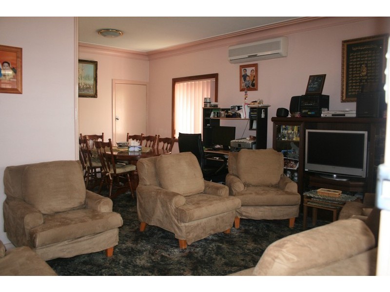 158 Bransgrove Rd, Panania NSW 2213