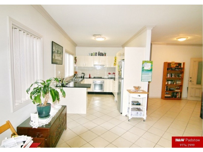 8/47 Chamberlain Road, Padstow NSW 2211