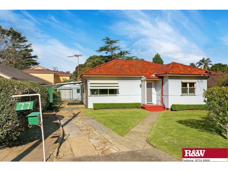77 Ramsay Road, Picnic Point NSW 2213