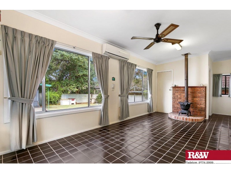 77 Ramsay Road, Picnic Point NSW 2213