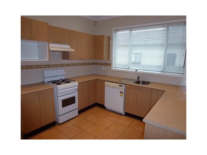 21 Hazelglen ave, Panania NSW 2213