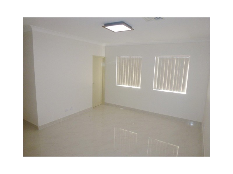 14 Mahnken Ave, Revesby NSW 2212