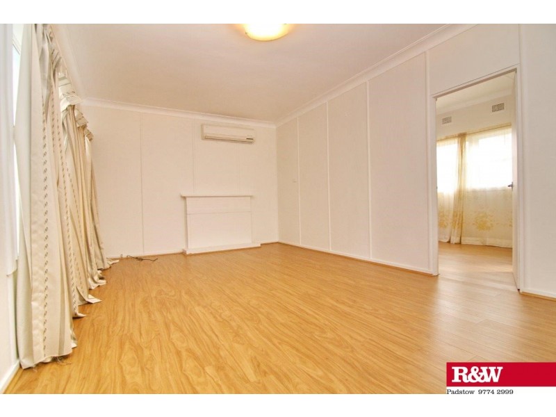 9 Worsley Street, East Hills NSW 2213
