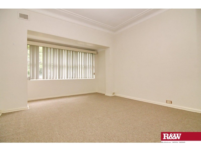 2A Weston St, Revesby NSW 2212