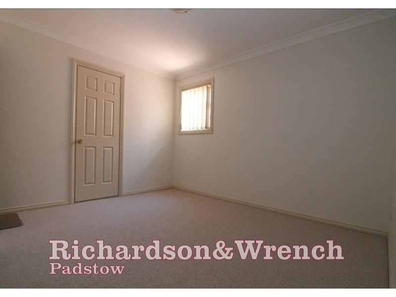 2/19 Gwandalan Rd, Padstow NSW 2211