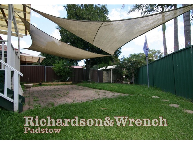 2 Gowlland Pde, Panania NSW 2213