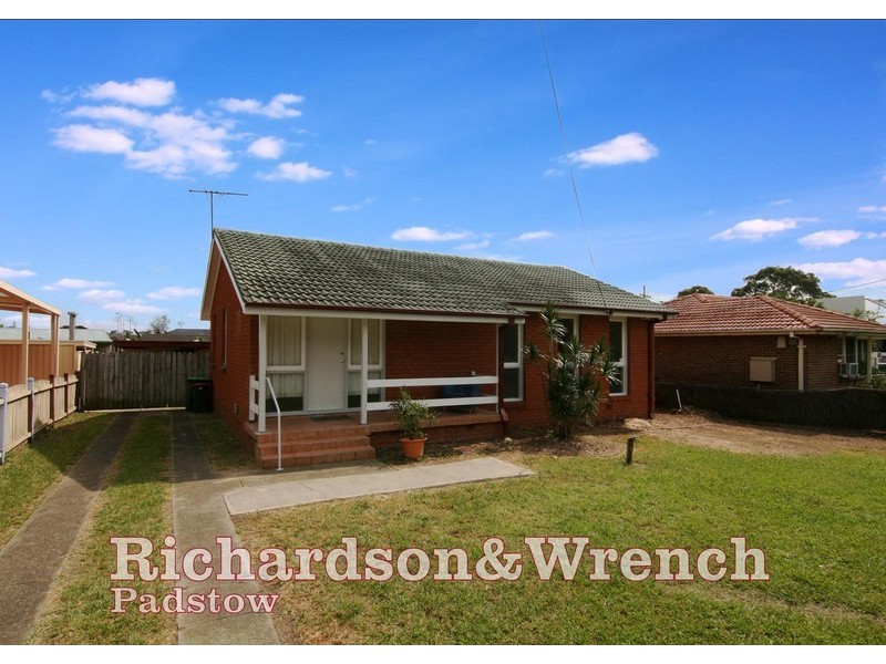 11 Manuka Crescent, Bass Hill NSW 2197