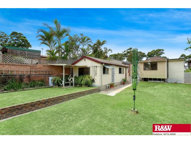 34 Queensbury Road, Padstow Heights NSW 2211