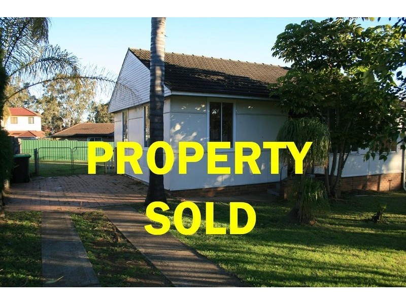 5 Marong St, Panania NSW 2213