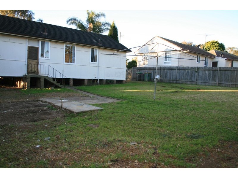 5 Marong St, Panania NSW 2213