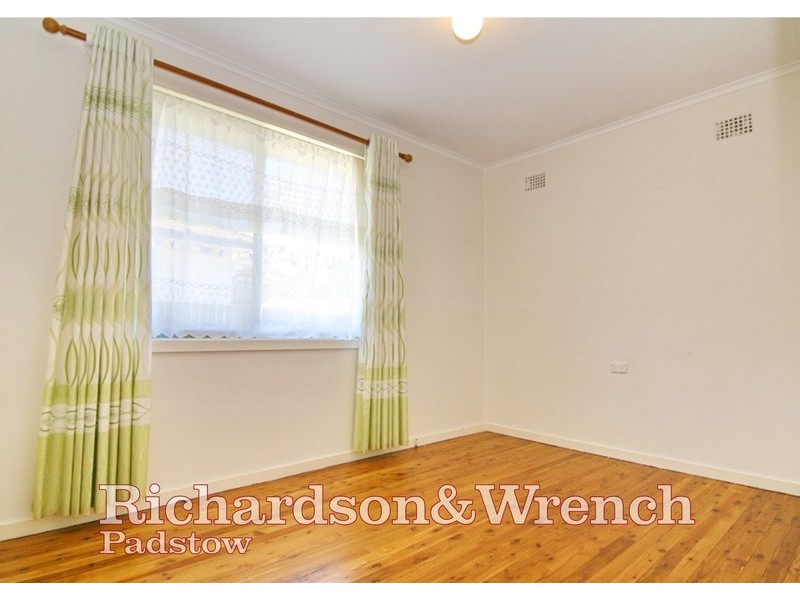 16 Truscott Street, Panania NSW 2213