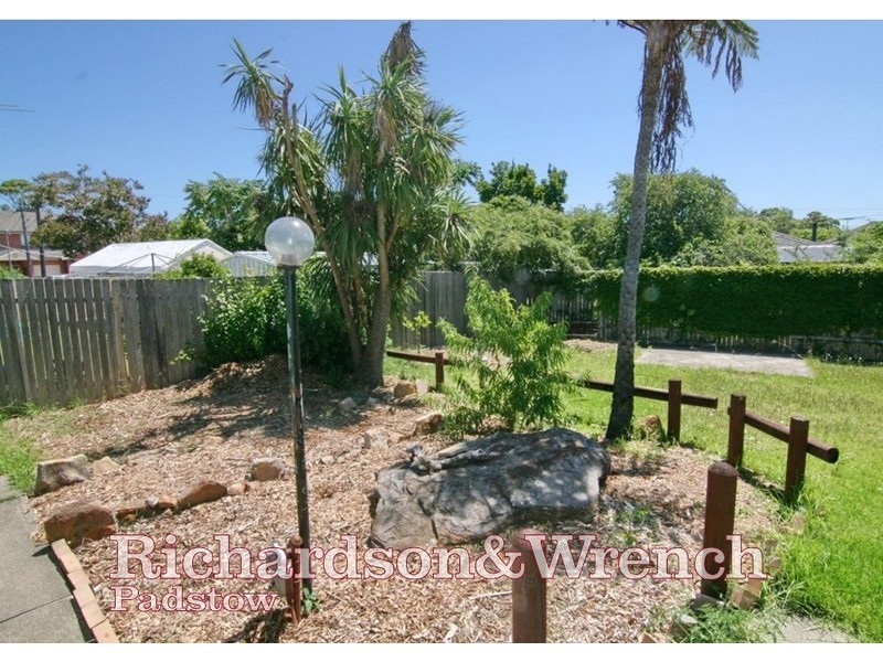 16 Truscott Street, Panania NSW 2213