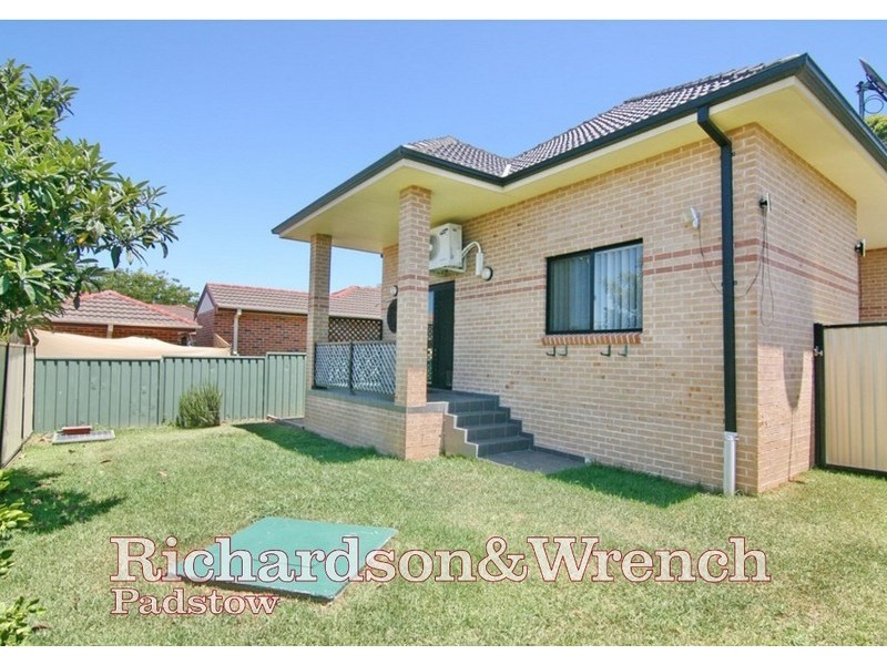 8/48 Olive Street, Condell Park NSW 2200