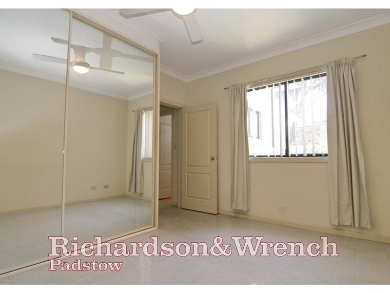 8/48 Olive Street, Condell Park NSW 2200