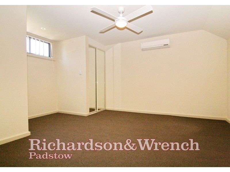 8/48 Olive Street, Condell Park NSW 2200