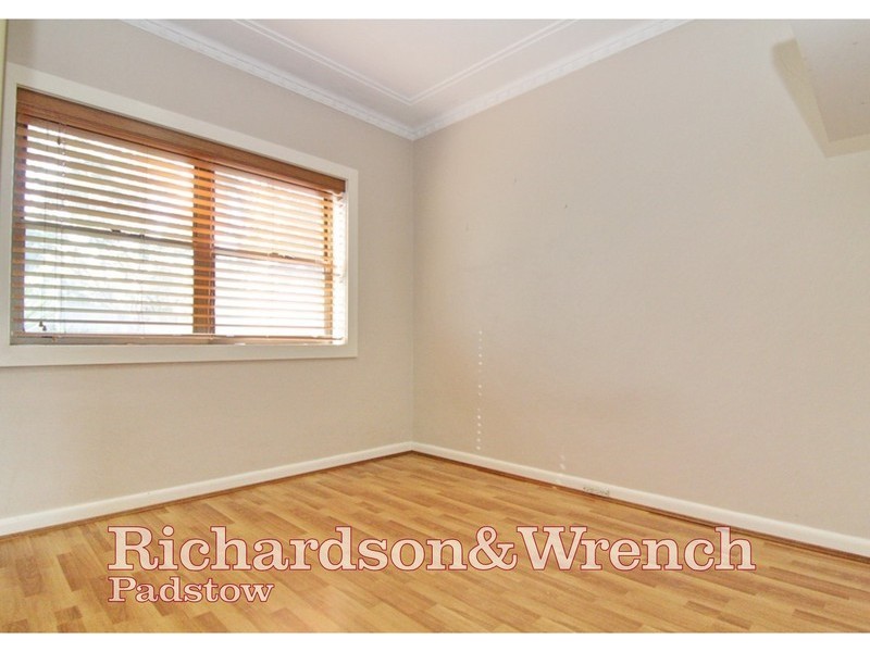 5 Rosetta Street, Beverly Hills NSW 2209