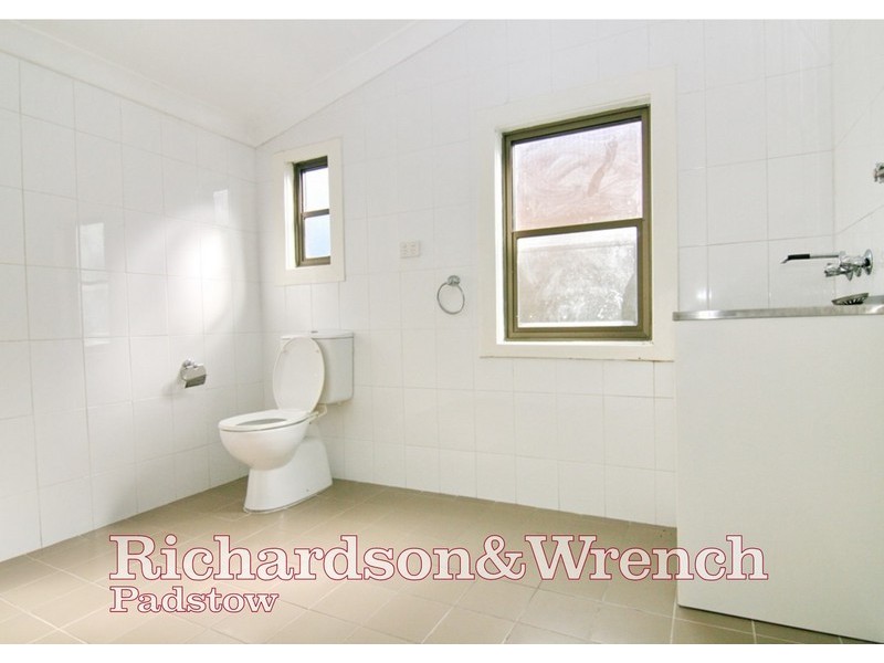 5 Rosetta Street, Beverly Hills NSW 2209